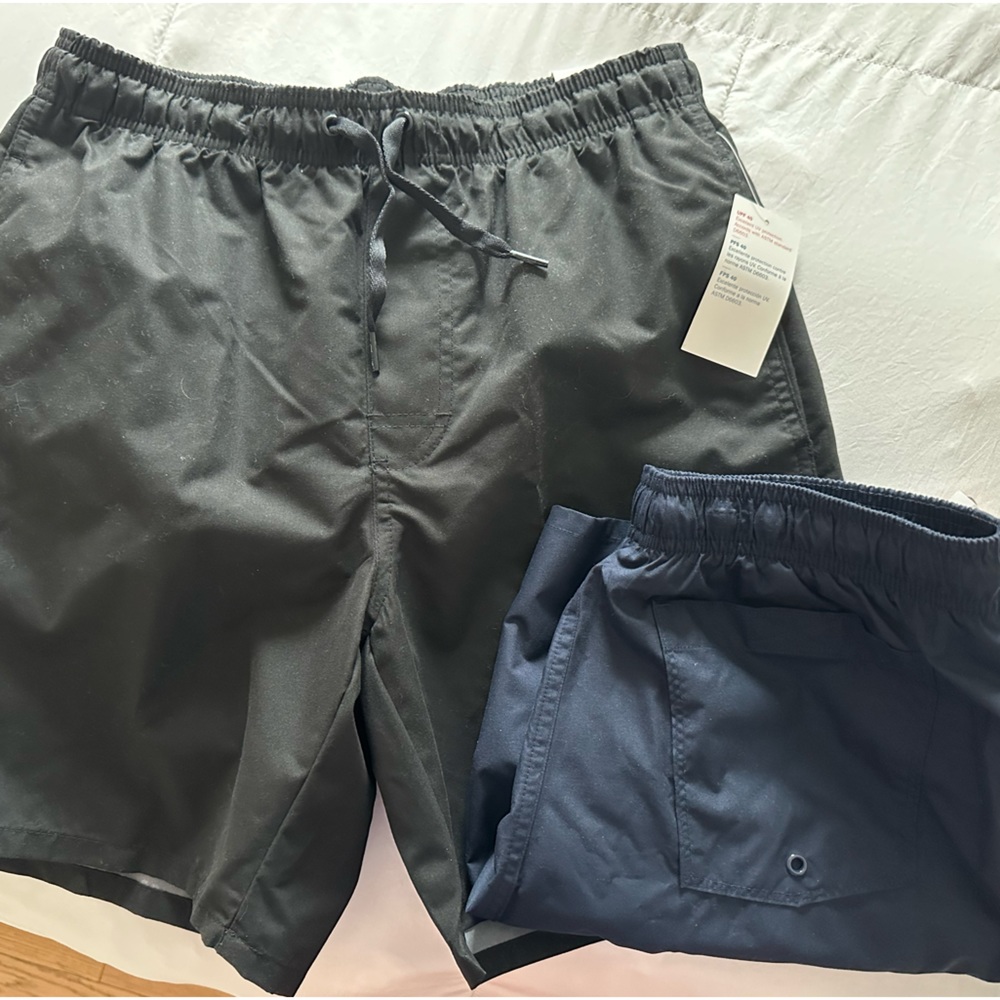Size small 7 inch inseam Old Navy swim trunks